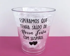  Qualidade, Pre&ccedil;o e Prazo: Por que Escolher a Copos.ind para seus Brindes Personalizados?